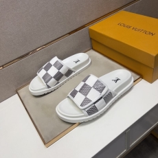 Louis Vuitton Slippers